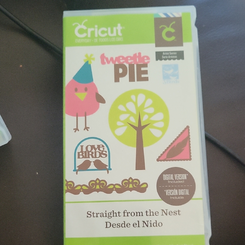 Cricut Straight from the Nest Cartridge with Green and Gray
